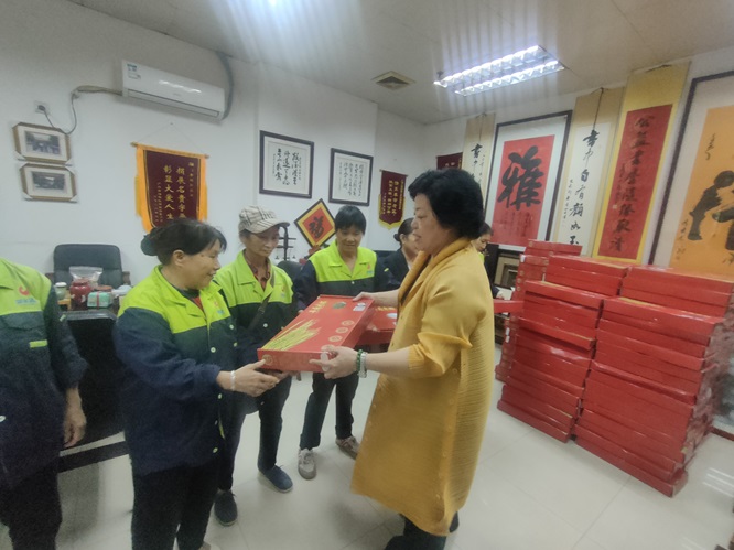 关爱他人，灵魂得到洗礼