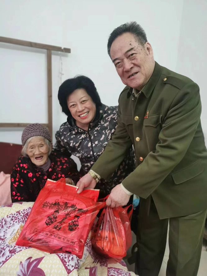 省文促会联合广州公益事业促进会代表探望慰问广西全州老干部第4张