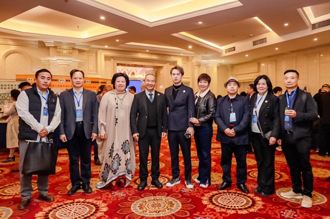 中国民族品牌工程盛典在桂林成功举行第1张