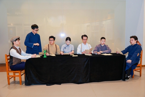 《探索与抉择——中共三大会址纪念馆移动剧场》 首演暨“红盒子进校园”成果展演第4张