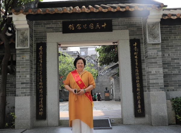 致崖畔的桂，全国公益之星