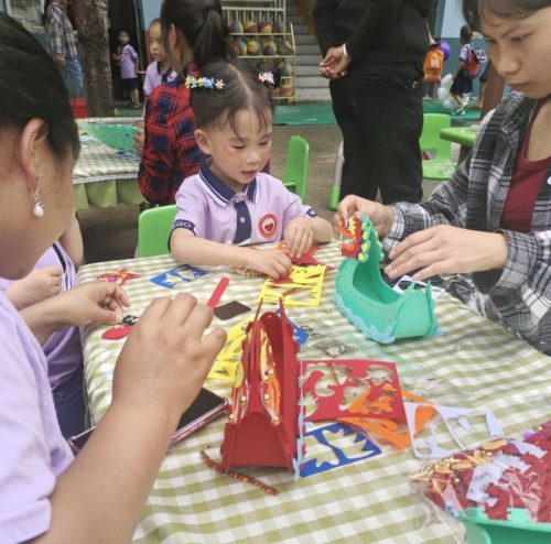 全州县困境儿童关爱服务试点项目“暖心民政 牵手‘童’行”六•一儿童慰问暨非遗文化体验活动第3张