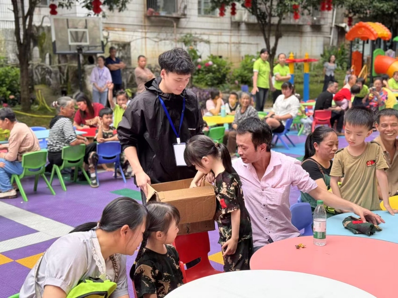 桂林市“暖心民政 牵手‘童’行”六一慰问暨亲子游园会圆满落幕第3张
