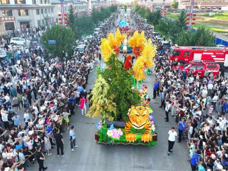 绿脉·金林“寻迹金祖·林海千年”森林节花车巡游盛大开幕第1张