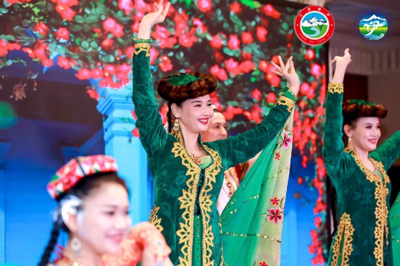 “冰雪胜境 美哉伊犁”2025伊犁冬季文旅推介会璀璨绽放北京第12张