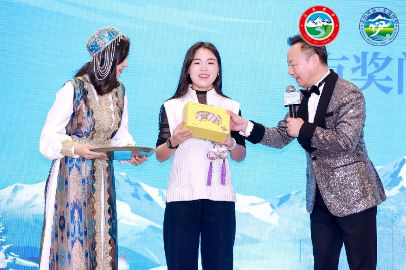 “冰雪胜境 美哉伊犁”2025伊犁冬季文旅推介会璀璨绽放北京第13张