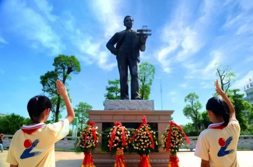 重读六年前冯如纪念文章有感第1张