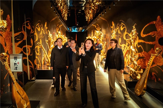 敦煌市政协及文旅代表团到访上海 聚焦“叙·敦煌”沉浸式项目开展深度交流研讨第3张